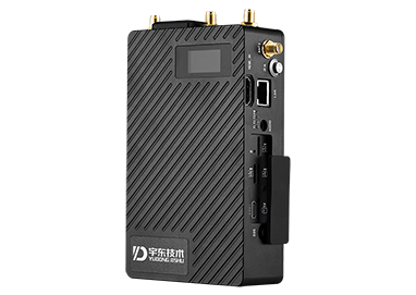 5G單兵圖傳(三卡疊加) 具備三個SIM卡槽，同時支持一個5G網絡和兩個4G網絡